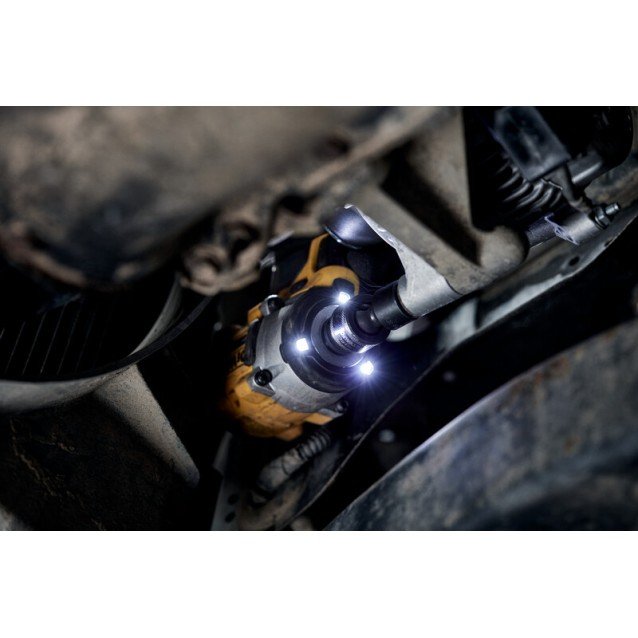 Masina de insurubat cu impact cu acumulator 18V DeWalt DCF922P2T-QW, prindere 1/2 inch patrat, motor fara perii, 406 Nm, livrata cu acumulatori 2 x 5 ah, incarcator si valiza Tstak Masina de insurubat cu impact cu acumulator 18V DeWalt DCF922P2T-QW, prindere 1/2 inch patrat, motor fara perii, 406 Nm, livrata cu acumulatori 2 x 5 ah, incarcator si valiza Tstak