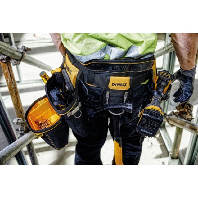 Centura din piele pentru scule Dewalt DWST1-75552, buzunare multiple, suport pentru ciocan Centura din piele pentru scule Dewalt DWST1-75552, buzunare multiple, suport pentru ciocan