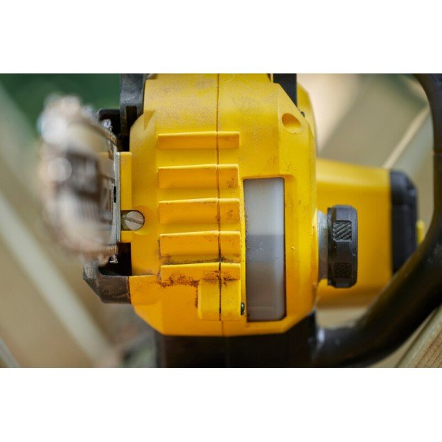Fierastrau cu lant cu acumulator 18V Stanley Fatmax SFMCCS730M1-QW, lama 30cm, 1 acumulator x 4.0 ah si incarcator