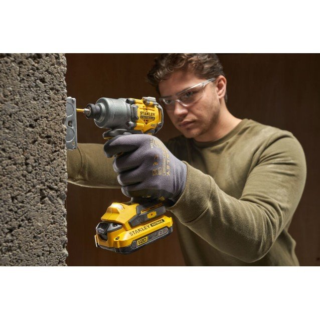 Masina de insurubat cu impact cu acumulator 18V Stanley Fatmax SFMCF830B-XJ V20, motor fara perii, prindere hexagon 1/4, 203 Nm, livrata fara acumulator si incarcator