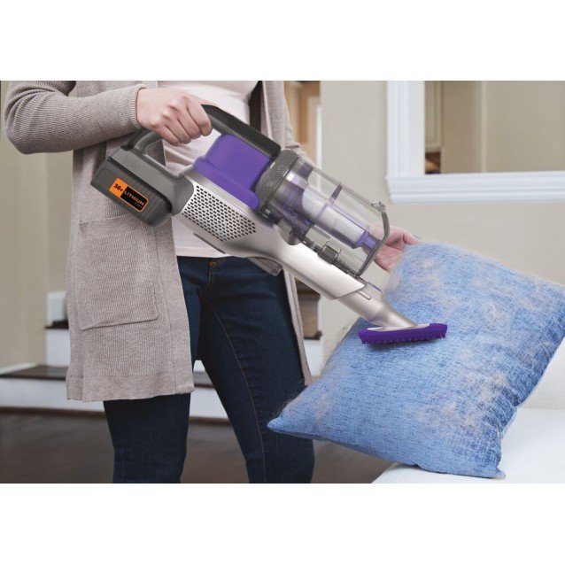 Aspirator vertical pe acumulator 4 in 1 Black & Decker BHFEV362DP-QW, 3 viteze, autonomie pana la 95 min, indicator status LED, capacitate rezervor 0.75 L, perie pentru parul de animale, livrat cu incarcator si acumulator 36 V 2.5 Ah
