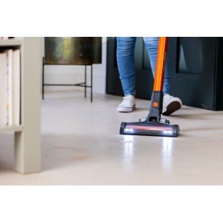 Aspirator vertical 4 in 1 Black & Decker BHFEV182C-QW, cu extensie pentru pardosele, acumulator 18V 2.0 Ah Aspirator vertical 4 in 1 Black & Decker BHFEV182C-QW, cu extensie pentru pardosele, acumulator 18V 2.0 Ah