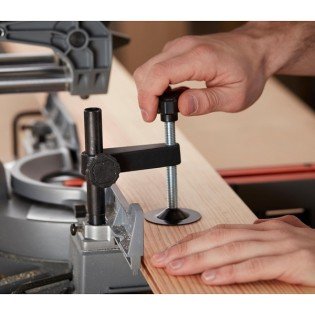 Fierastrau circular stationar Black & Decker BES700-QS, 1600 W, 220 V, 5000 RPM, 216 mm diametru disc, 62 mm adancime maxima taiere Fierastrau circular stationar Black & Decker BES700-QS, 1600 W, 220 V, 5000 RPM, 216 mm diametru disc, 62 mm adancime maxima taiere