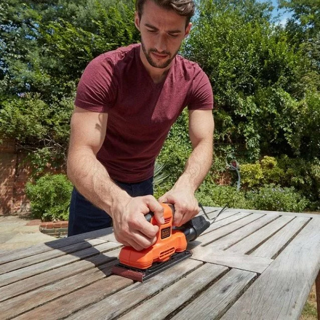 Slefuitor cu vibratii Black Decker BEW220-QS