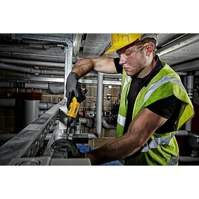 Masina de insurubat cu acumulator Dewalt DCF682G1-QW