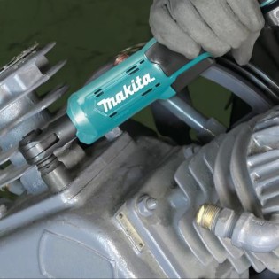  Cheie cu clichet cu acumulatori Makita WR100DWA