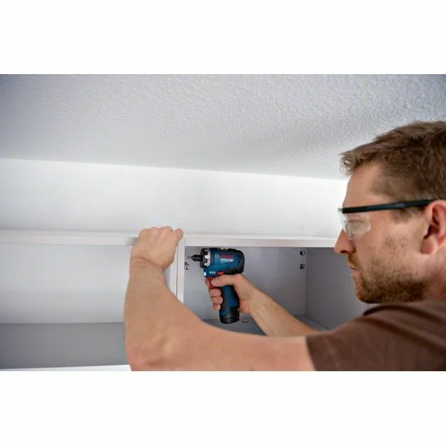 Masina de gaurit/insurubat cu acumulatori Bosch GSR 12V-35 HX, 2 acum. 3.0Ah Masina de gaurit/insurubat cu acumulatori Bosch GSR 12V-35 HX, 2 acum. 3.0Ah