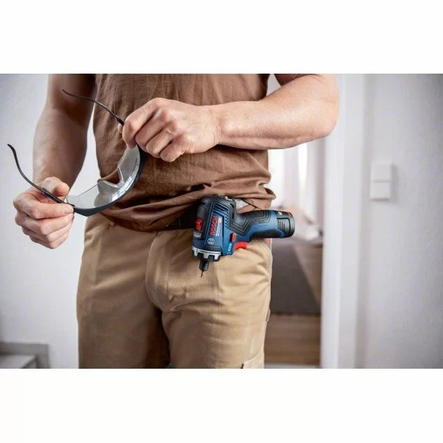 Masina de gaurit/insurubat cu acumulatori Bosch GSR 12V-35 HX, 2 acum. 3.0Ah Masina de gaurit/insurubat cu acumulatori Bosch GSR 12V-35 HX, 2 acum. 3.0Ah